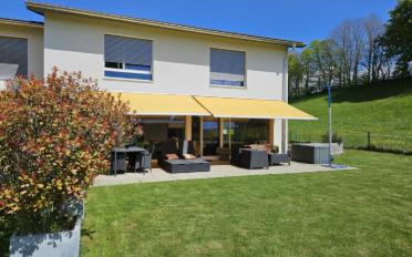 Bifamiliar house 5.5 rooms - image - 1