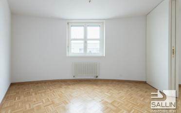 Apartment 4 rooms - image - 9