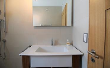 Chalet 5.5 rooms - image - 9