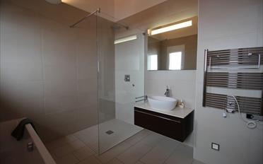 Chalet 5.5 rooms - image - 14