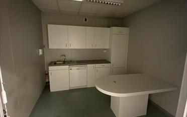 Office - image - 4