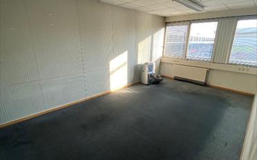 Office - image - 8