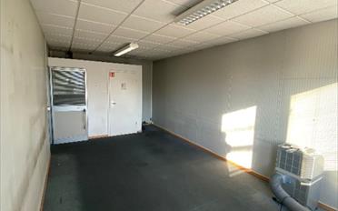 Office - image - 9