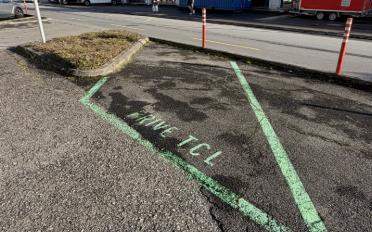 Surface de parking - image - 1