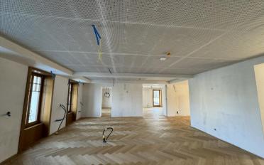 Office - image - 1