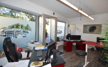 Commerce - image - 13