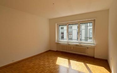 Apartment 4 rooms - image - 3