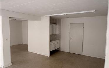 Commercial - image - 4