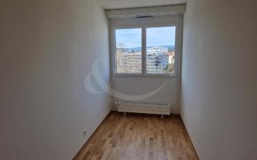 Apartment 5 rooms - image - 11