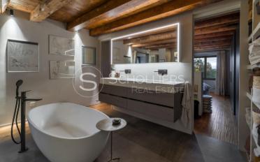 Single house 20 rooms - image - 10