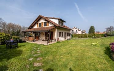Einfamilienhaus 6.5 Zimmer - image - 2