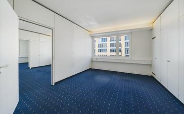 Office - image - 4