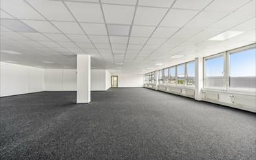 Office - image - 4