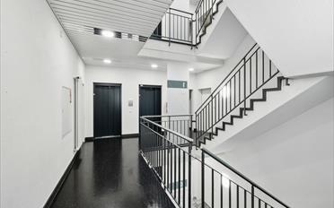 Office - image - 8