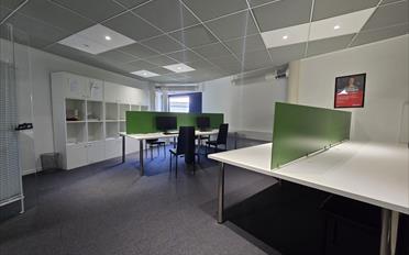 Office - image - 8