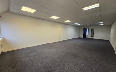 Office - image - 4