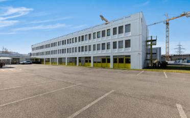 Office - image - 4