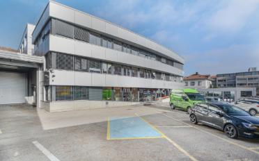 Office - image - 1