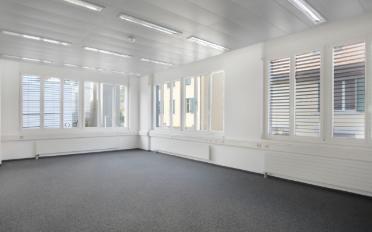 Office - image - 4