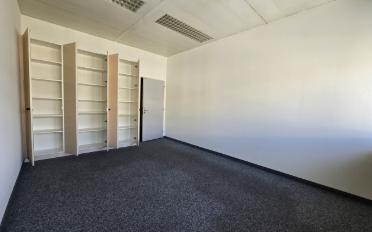 Office - image - 5