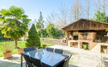 Bifamiliar house - image - 2