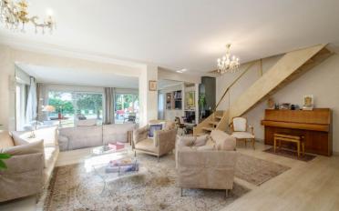 Maison 10 pièces - image - 2