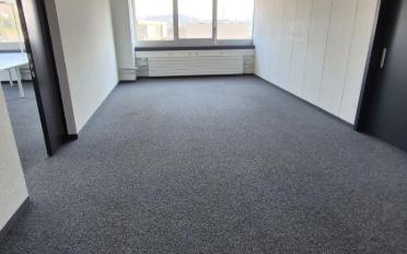 Office - image - 8