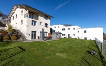 Einfamilienhaus 6.5 Zimmer - image - 2