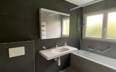 Apartment 4 rooms - image - 7