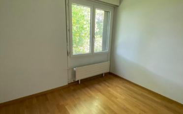 Apartment 4 rooms - image - 11