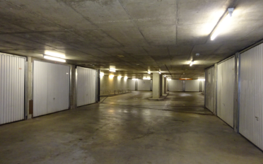 Single garage - image - 3