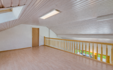 Einfamilienhaus 7.5 Zimmer - image - 3