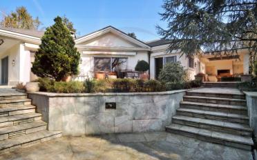 Single house - image - 2