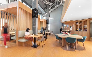Bureau - image - 1