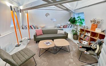 Office - image - 6