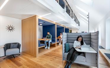 Office - image - 4