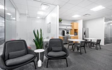 Office - image - 4