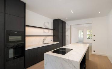 Apartment 8 rooms - image - 4