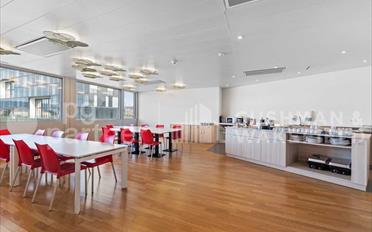 Office - image - 8