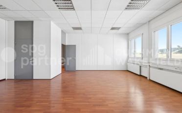 Commercial - image - 9