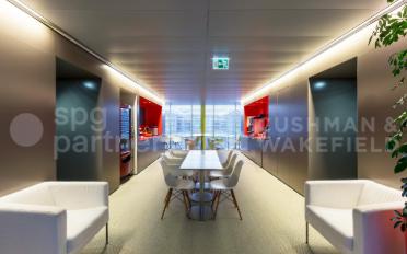 Office - image - 4