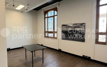 Commercial - image - 9
