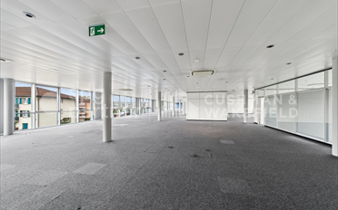 Office - image - 11