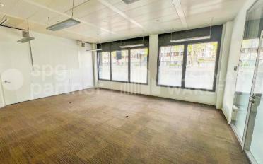Office - image - 9