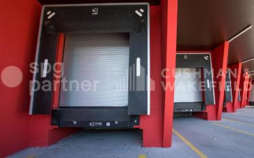 Commercial - image - 4