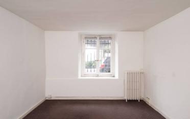 Office - image - 4
