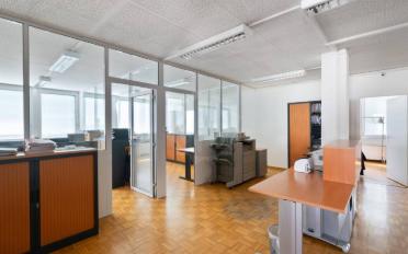 Office - image - 6