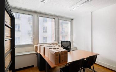 Office - image - 10