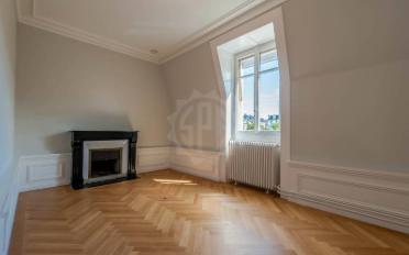Bureau - image - 8