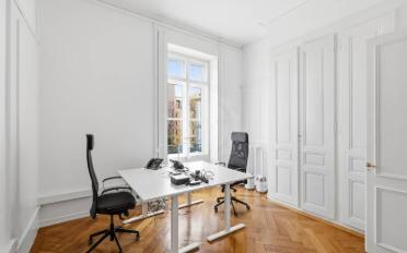 Office - image - 7